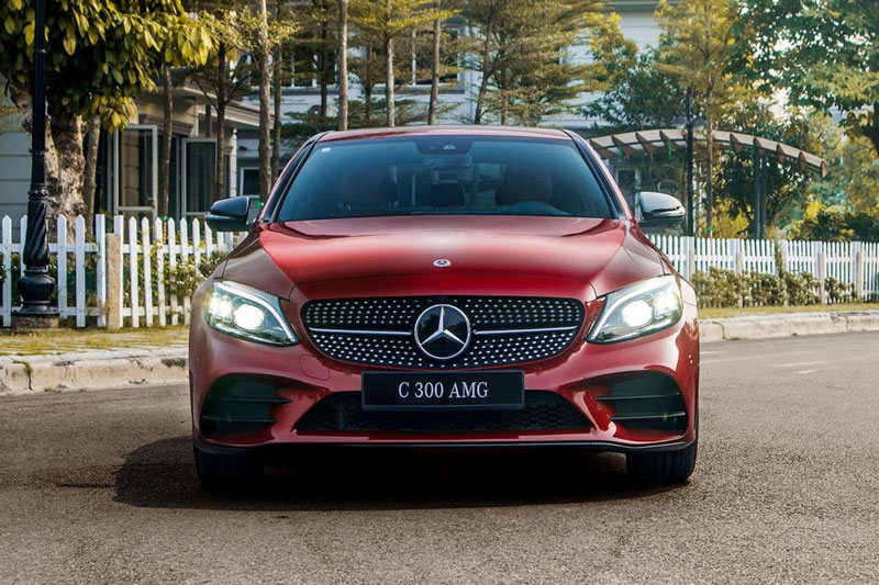 Bảng giá xe Mercedes-Benz tháng 11/2020