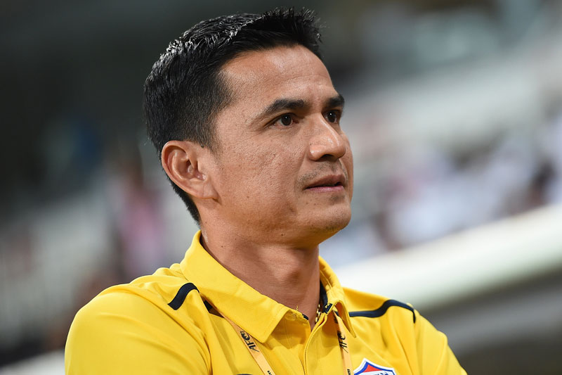 Vì sao bầu Đức mời Kiatisuk dẫn dắt HAGL?