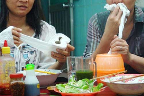 6 'bí mật' đáng sợ đằng sau tờ giấy vệ sinh bạn nên biết để tránh họa