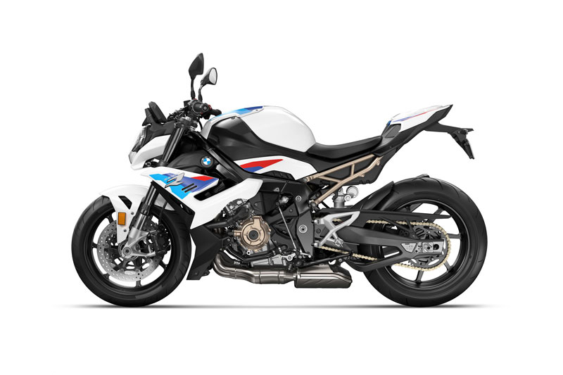Cận cảnh BMW S 1000 R 2021 giá gần 400 triệu, cạnh tranh với Yamaha MT-10