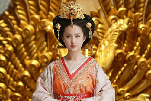 Kỳ lạ chuyện vị Thái hậu cùng con dâu tình nguyện làm kỹ nữ lầu xanh, lúc còn tại vị Hoàng hậu đã cả gan chơi chiêu bài “cắm sừng” Hoàng đế