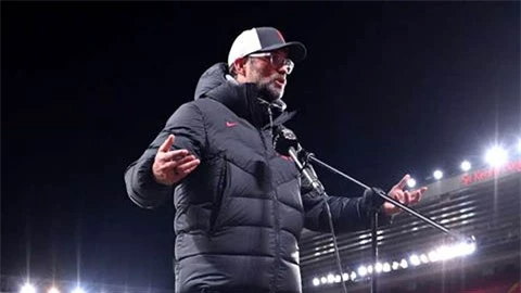 Klopp mượn chấn thương của Pique và Saka để 'mắng' BTC Ngoại hạng Anh