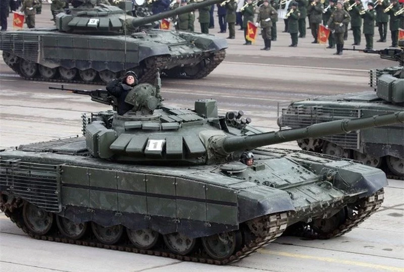 Nga dung xe tang T-72B3M lam doi trong voi K2 tai Kaliningrad-Hinh-4