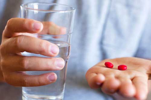 10 loại thực phẩm và thuốc cần tránh dùng cùng nhau nếu không muốn rước họa