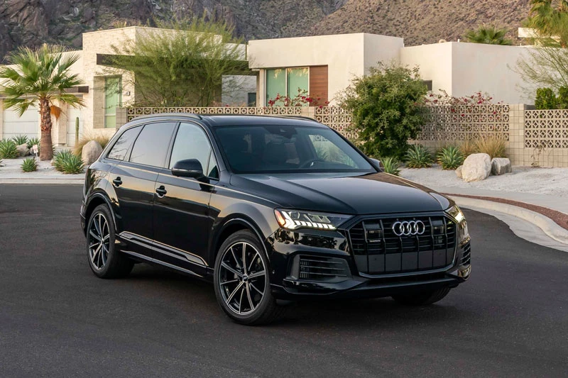 10. Audi Q7 2020 (giá khởi điểm: 54.800 USD).