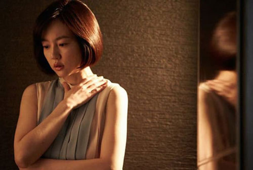 'Người tình trong mộng' bất ngờ cầu hôn rồi làm đám cưới ngay lập tức, sự thật được hé lộ khiến tôi 'choáng váng' không biết phải làm sao