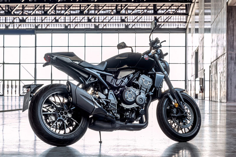 Cận cảnh Honda CB1000R Black Edition 2021