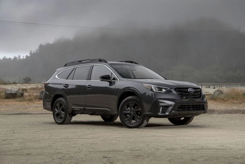 4. Subaru Outback 2020 (giá khởi điểm: 26.645 USD).