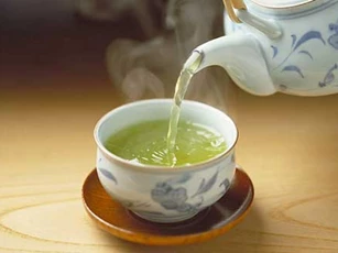 6 thời điểm uống trà gây hại sức khỏe, nhất là điều thứ 3 nhiều người mắc phải