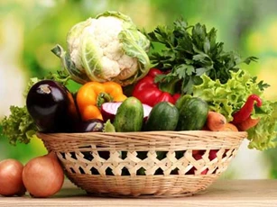 Những loại rau xanh nếu không chần qua trước khi nấu dễ gây ngộ độc
