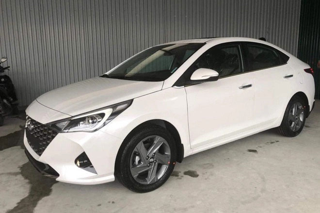 Hyundai Accent mới về đại lý, sẵn sàng đến tay khách hàng Việt