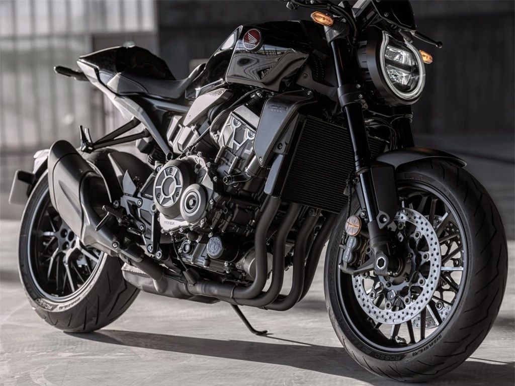 Honda CB1000R Black Edition ra mat anh 5