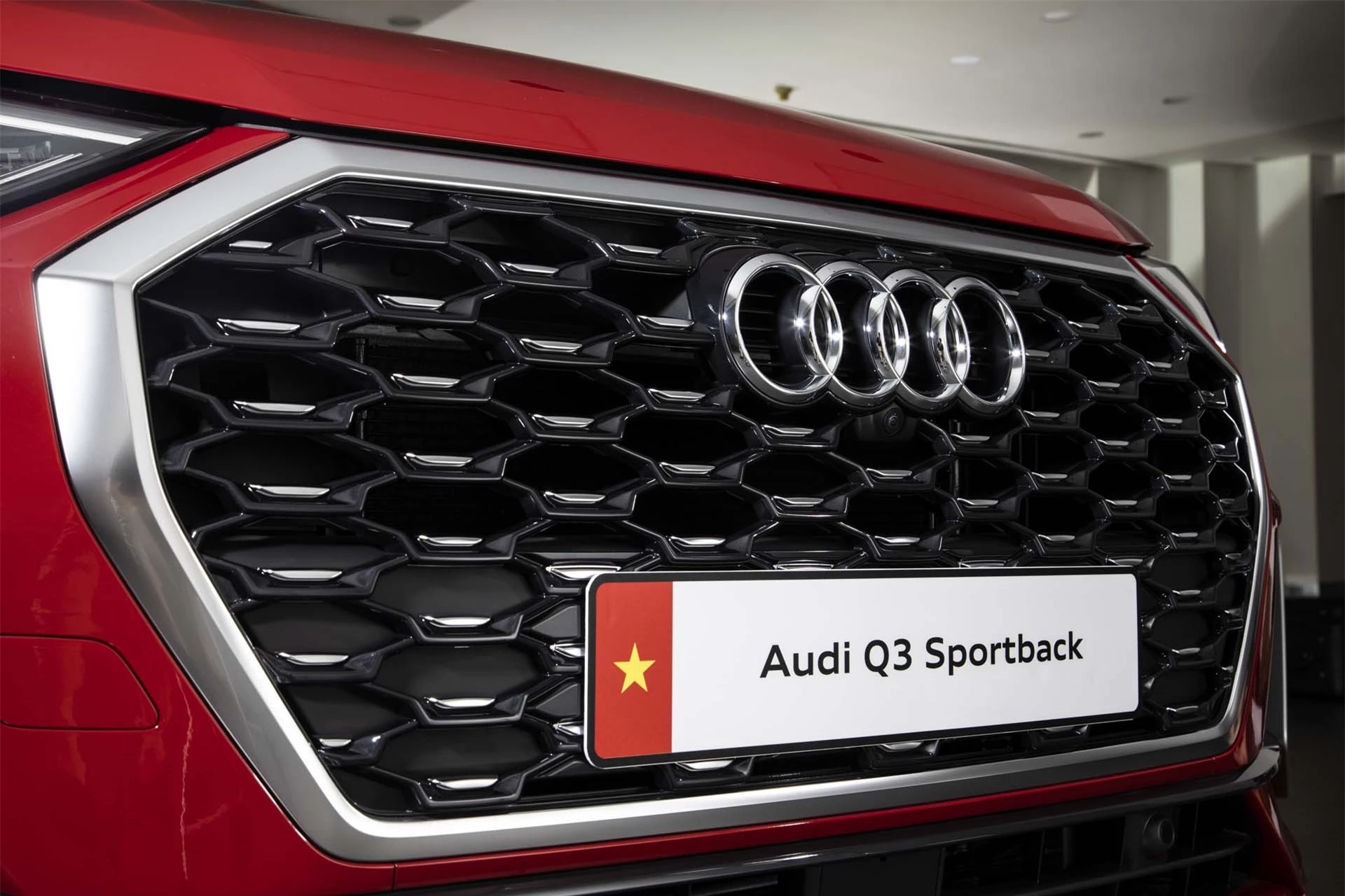 Tản nhiệt xe Audi Q3 Sportback