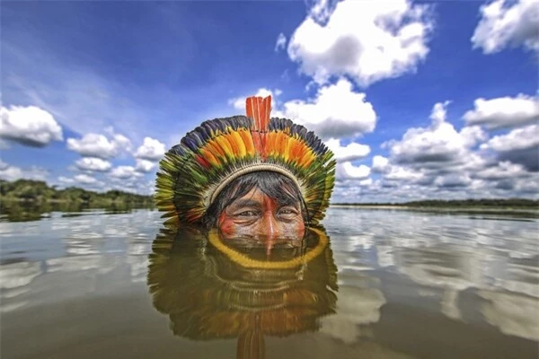 Hé lộ cuộc sống bí ẩn của thổ dân trong rừng rậm Amazon - Ảnh 4.