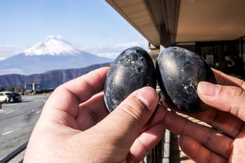 Gi&#x1EA3;i m&#xE3; qu&#x1EA3; tr&#x1EE9;ng g&#xE0; &#x111;en k&#xE9;o d&#xE0;i tu&#x1ED5;i th&#x1ECD; n&#x1ED5;i ti&#x1EBF;ng Nh&#x1EAD;t B&#x1EA3;n