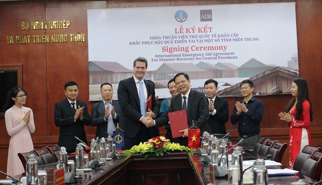 ADB viện trợ không hoàn lại 2,5 triệu USD khắc phục hậu quả thiên tai tại miền Trung