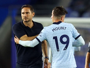 Lampard đứng ra giải quyết rắc rối cho 'trò cưng'