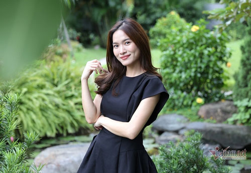 MC Mai Trang VTV: Nhiều người khuyên tôi lấy chồng giàu là xong