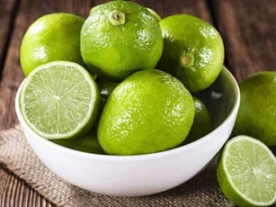 Lợi bất cập hại khi lạm dụng quá nhiều nước chanh