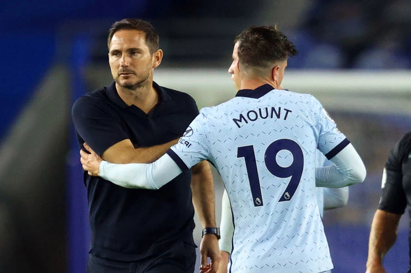 HLV Lampard và Mason Mount.