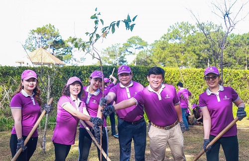 TTC Lâm Đồng tiếp tục ra quân trồng cây “Gieo mầm yêu thương”