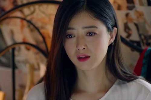 Trước ngày nhắm mắt, mẹ chồng tặng con dâu miếng đất bạc tỷ