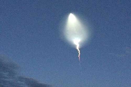 Nghi UFO bay siêu nhanh xuất hiện tại Nga?