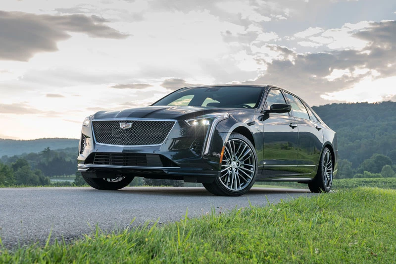 5. Cadillac CT6-V 2020 (vận tốc tối đa: 322 km/h).