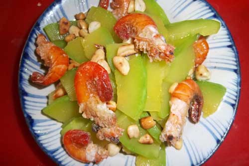 Cách làm bí non xào tôm ngon khó cưỡng cho ngày cuối tuần