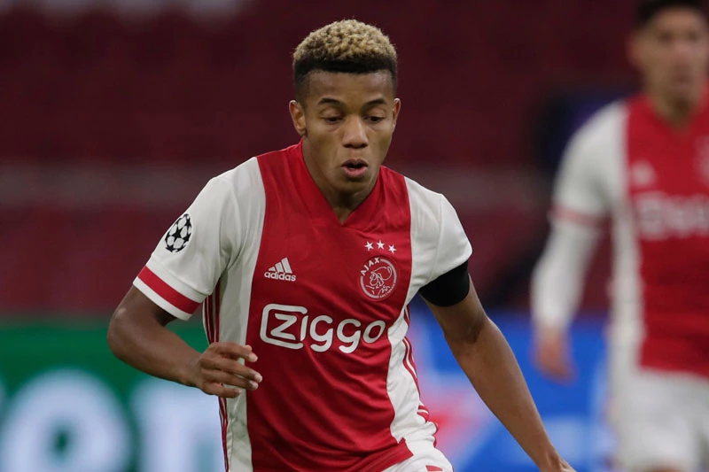 Tiền vệ trái: David Neres (Ajax Amsterdam).