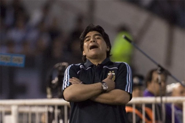 Diego Maradona - Tiểu sử và thành tích của “cậu bé vàng” Argentina - Ảnh 13.