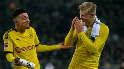 Haaland (phải) - Sancho đã góp công lớn vào chiến thắng thuyết phục của Dortmund trước Brugge