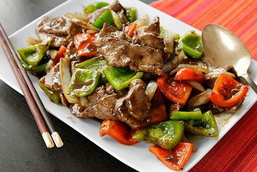 Cách làm món thịt bò sốt tiêu đen thơm ngon khó cưỡng