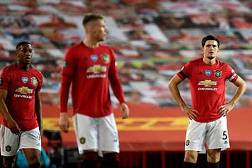 Premier League đón fan trở lại sân, Old Trafford vẫn bị cấm