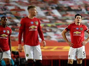 Premier League đón fan trở lại sân, Old Trafford vẫn bị cấm