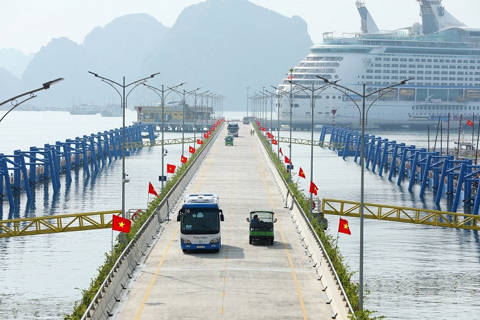 Du lịch Hạ Long phá 'điểm nghẽn' một mùa bằng nhiều sản phẩm mới.