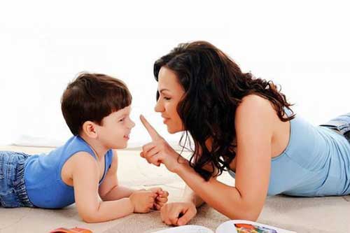 3 câu nói của bạn khiến con trai càng ngày càng yếu đuối