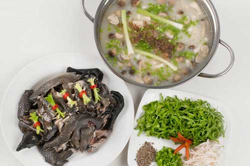 Cách nấu cháo gà ác thơm ngon cho bữa tối của gia đình