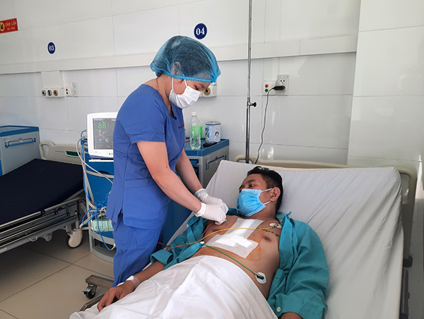 Bệnh viện Đà Nẵng mổ thành công ca phức tạp, nặng nề nhất của cấp cứu ngoại khoa tim mạch