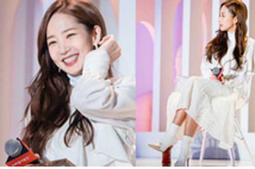 Park Min Young gây sốt với bộ ảnh khoe nhan sắc tiên tử lần đầu được tiết lộ, nhưng đôi chân lại đen sạm khiến fan hốt hoảng