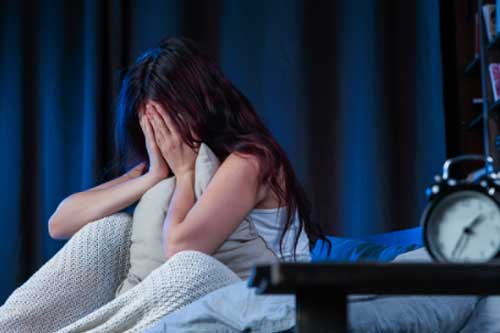 Tại sao có hiện tượng giật mình khi ngủ?