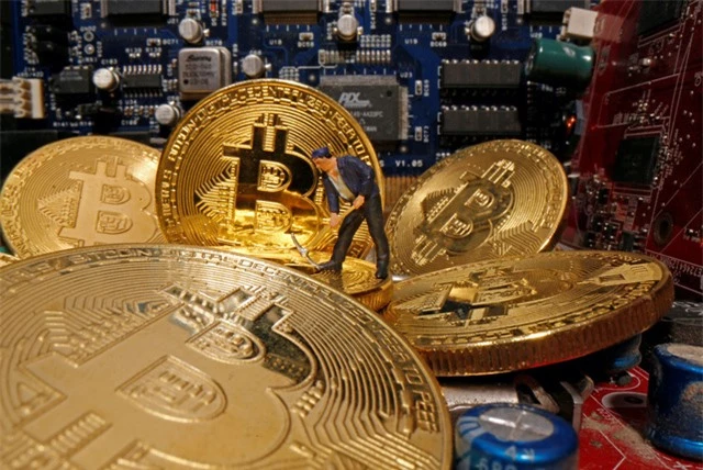 Bitcoin bốc hơi gần 3.000 USD - Ảnh 1.