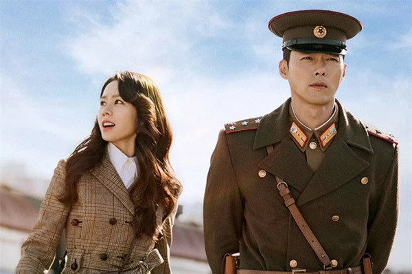 Hyun Bin - Son Ye Jin bị &quot;đàn em&quot; Kim Soo Hyun - Seo Ye Jin giật mất giải thưởng lớn, &quot;Hạ cánh nơi anh&quot; có tất cả nhưng thiếu may mắn - Ảnh 7.