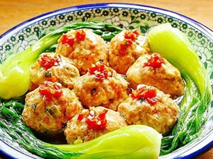 Cách làm món thịt băm với đậu, đem vo viên rồi sốt thơm ngon cả nhà ăn hết bay