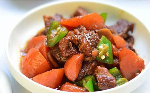 Đổi vị với món bò rim mặn mềm thơm ngon đậm đà