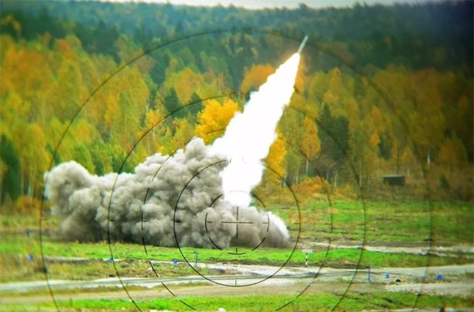  Khám phá dàn vũ khí 'khủng' của Lực lượng Tên lửa và Pháo binh Nga - ảnh 3