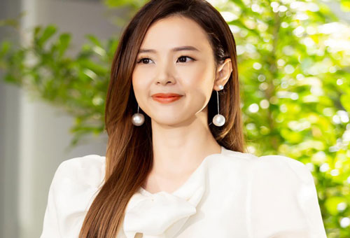 Midu lên tiếng sau khi liên tục bị "réo tên" giữa lúc Phan Thành kết hôn