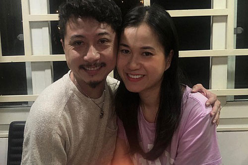 Lâm Vỹ Dạ mừng sinh nhật Hứa Minh Đạt