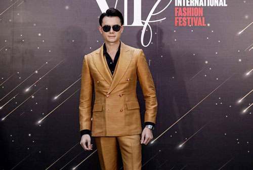 Bạn trai tin đồn của Trương Ngọc Ánh lẻ bóng đi sự kiện