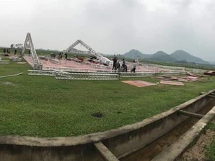 Công Phượng mượn sân bóng xóm để tổ chức đám cưới ở quê nhà Nghệ An